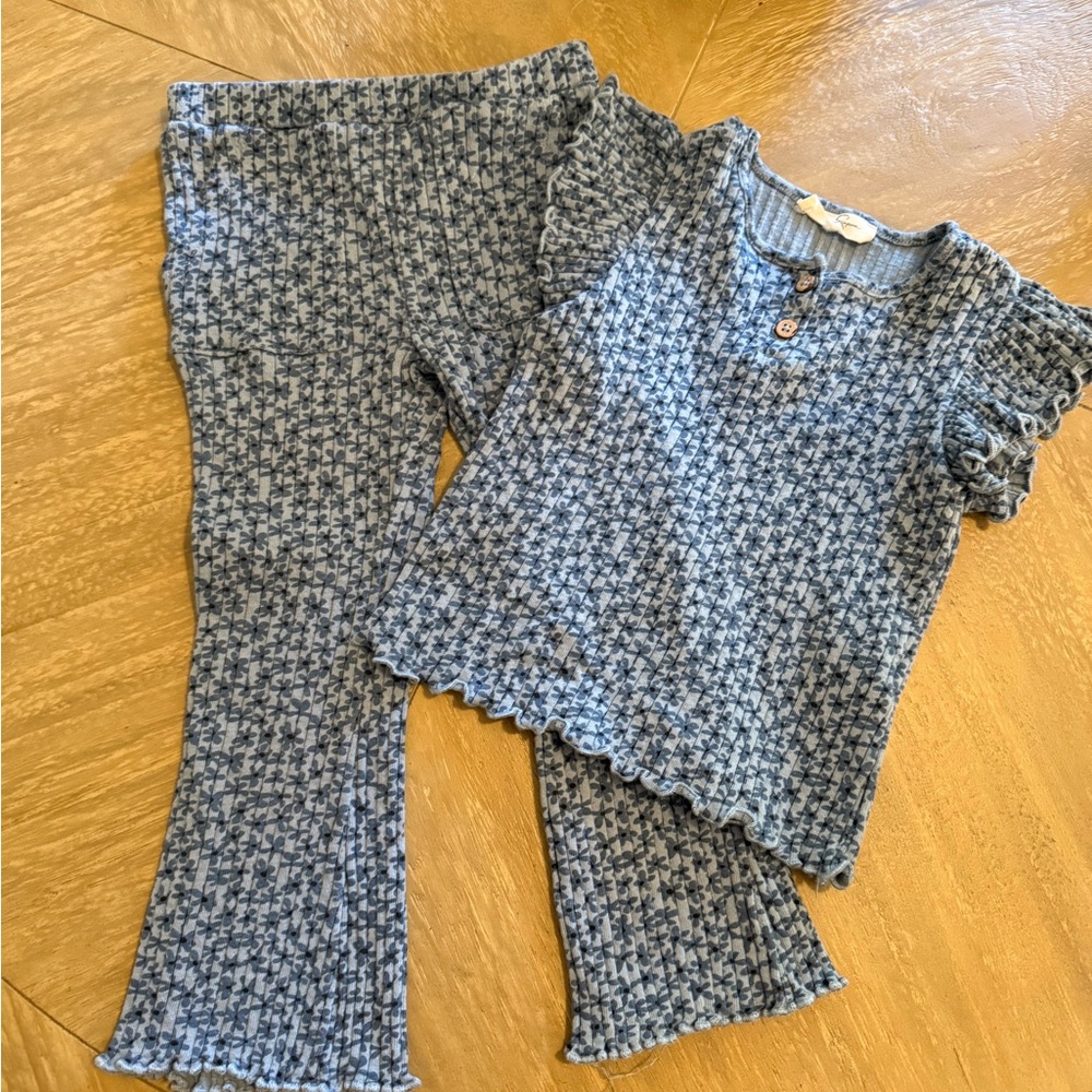 Jessica Simpson Blue Patterned Kids Pajama Set